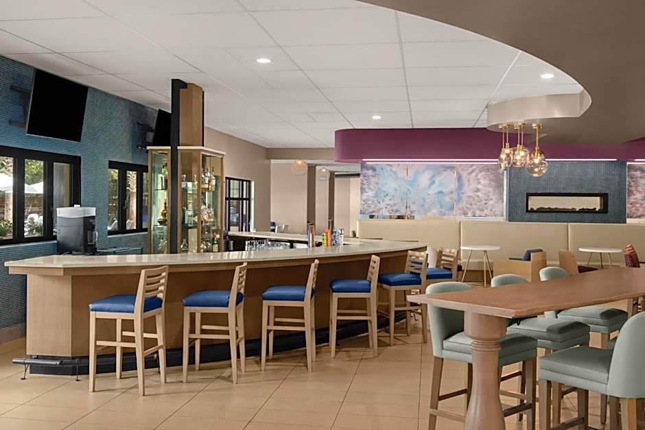 Hotel Indigo Mount Pleasant By IHG