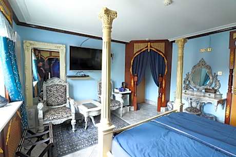 Luxury Double Room (Arabian)
