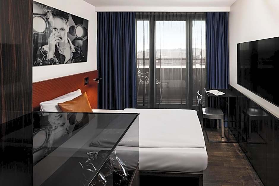 Hotel MANI by AMANO