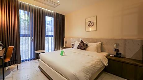 Deluxe King - Tax refund available at hotel
