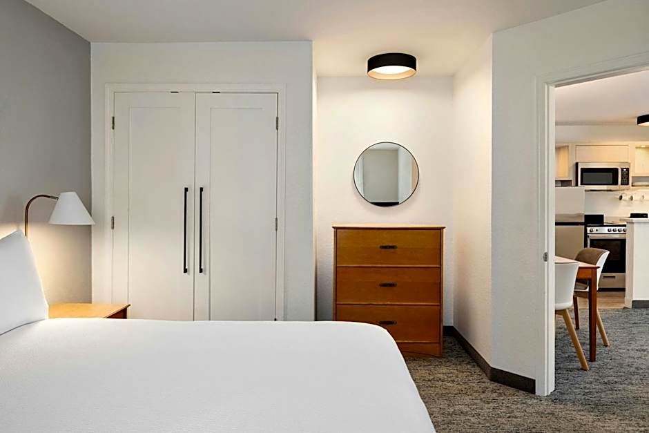 TownePlace Suites by Marriott Anaheim Maingate Near Angel Stadium