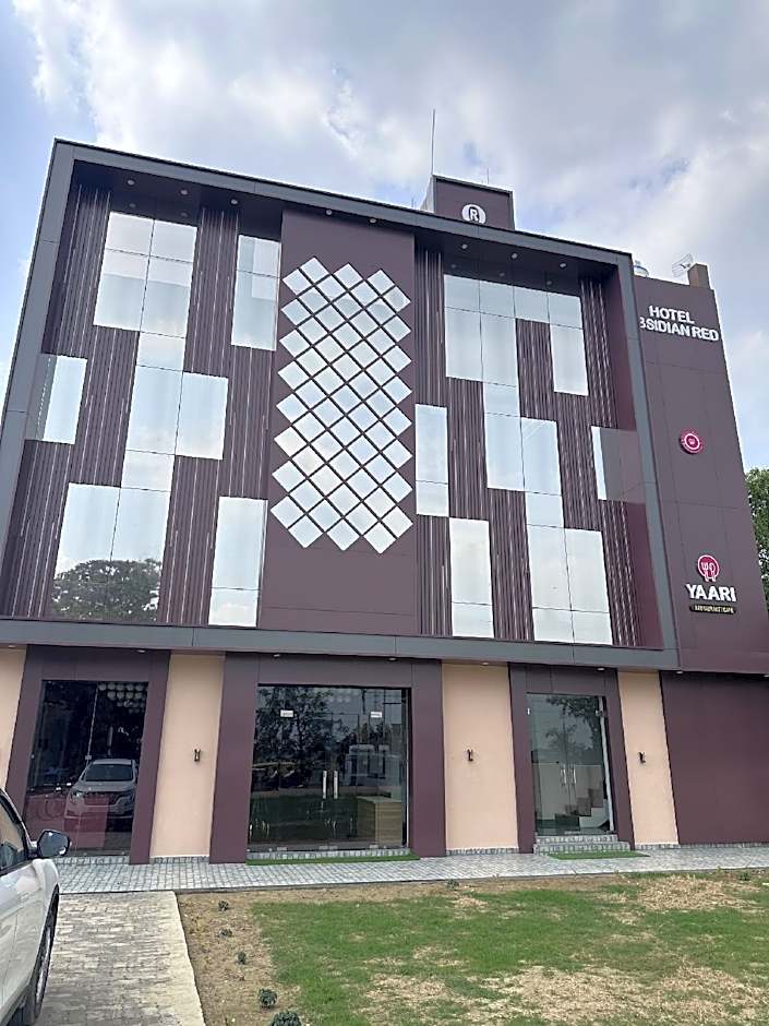 Hotel Obsidian Red