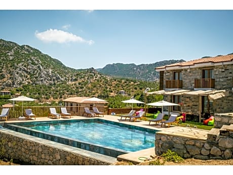 Alice Tatil Evi