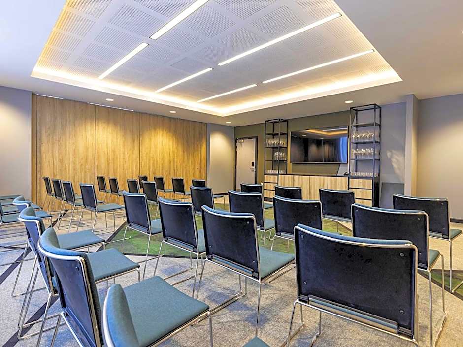 Novotel Liverpool Paddington Village