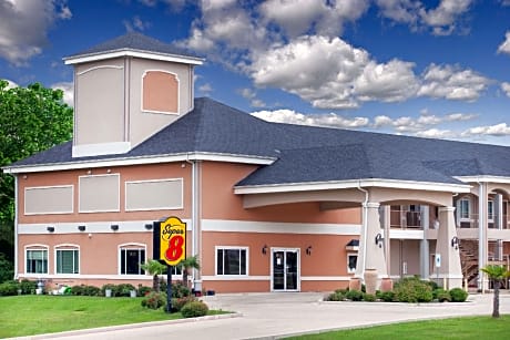 Super 8 by Wyndham Carthage TX