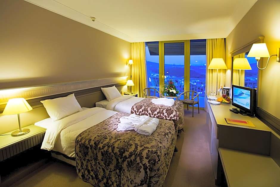 Fantasia Deluxe Hotel