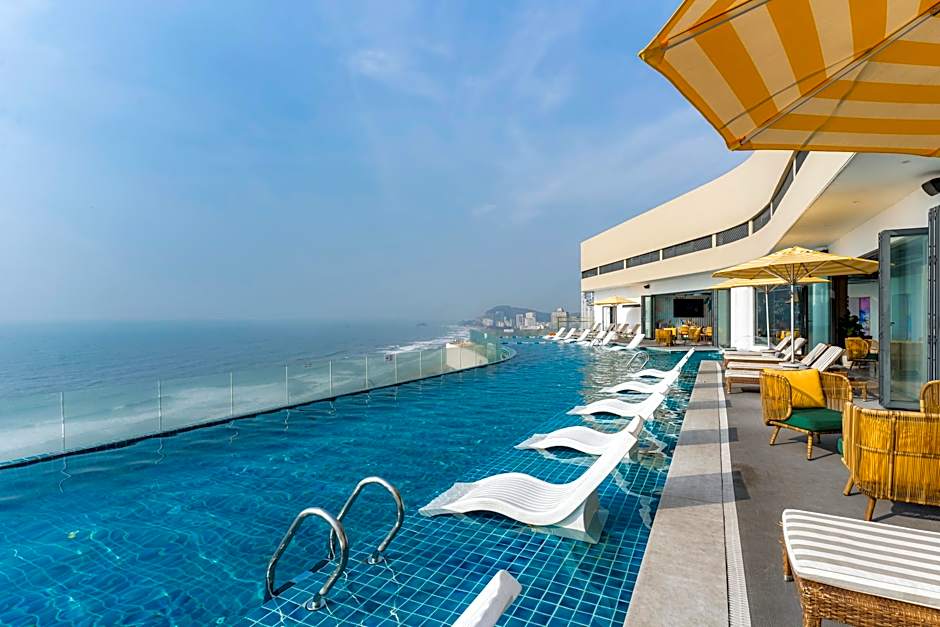 Vias Hotel Vung Tau - Transportation Included 