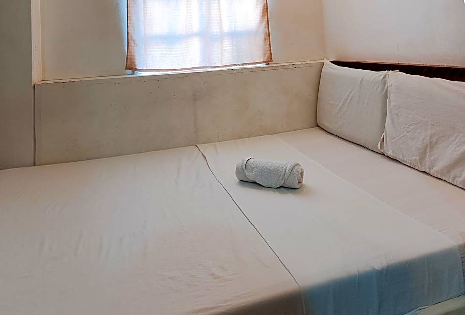 Hotel Elinas and Restaurant