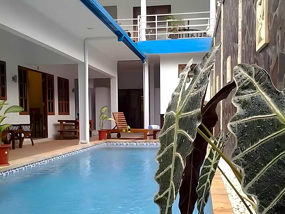 Lovina Oasis Hotel