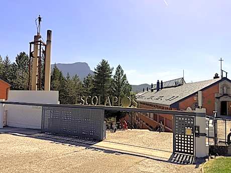 Residencia Albergue Jaca