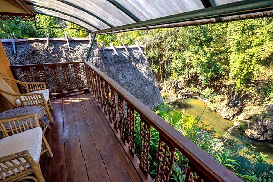 The Aerie Riverside