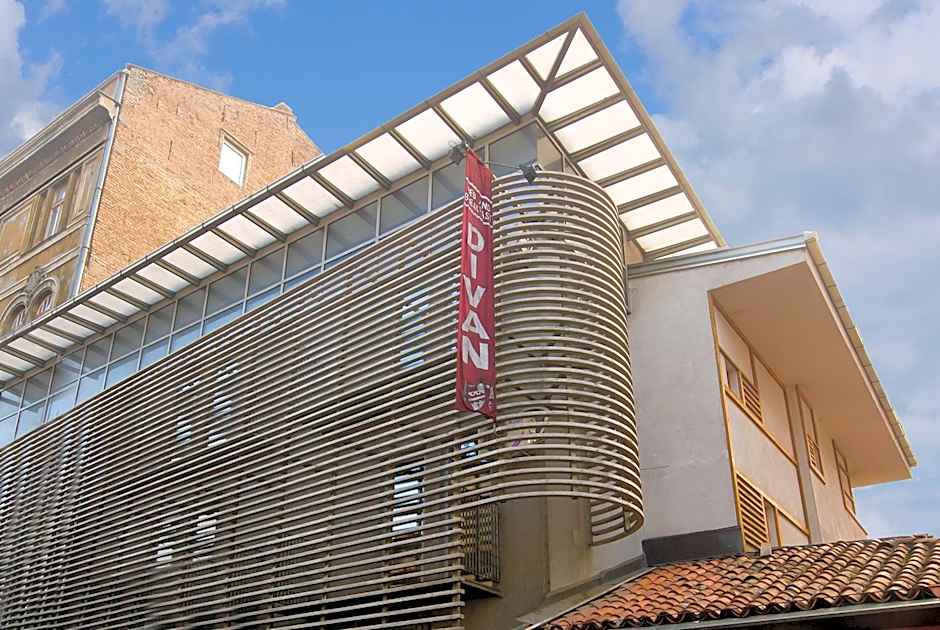 Hotel Divan