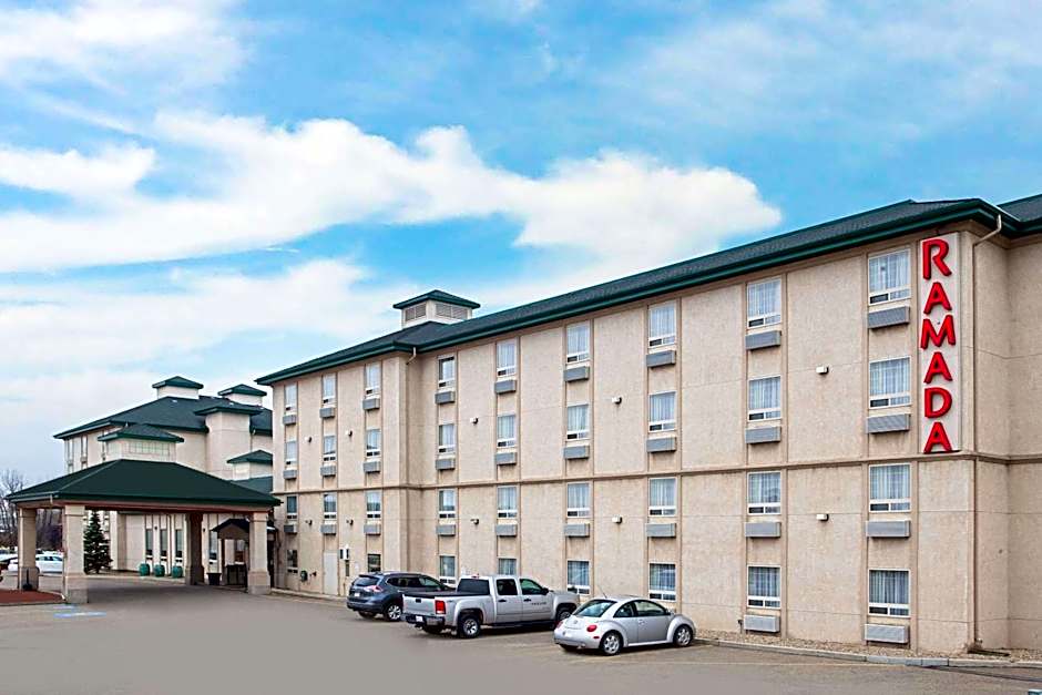 Ramada by Wyndham Red Deer Hotel and Suites