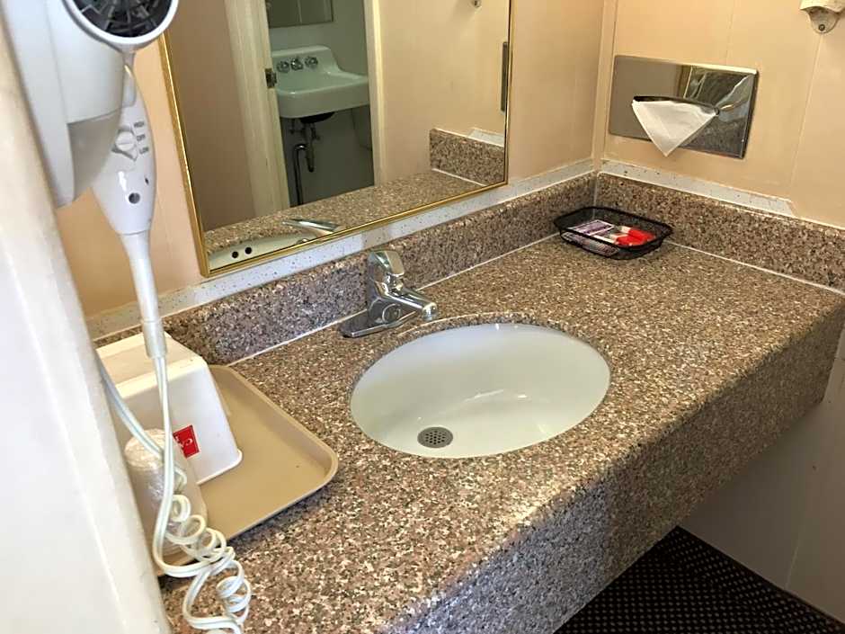 Red Carpet Inn - Gettysburg
