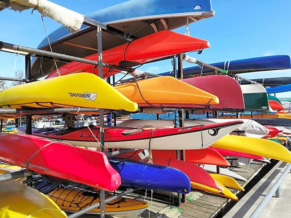 Stylish Downtown Toronto Residential Hotel