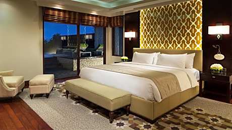 Prime Ocean View Pool Villa – Free Benefit