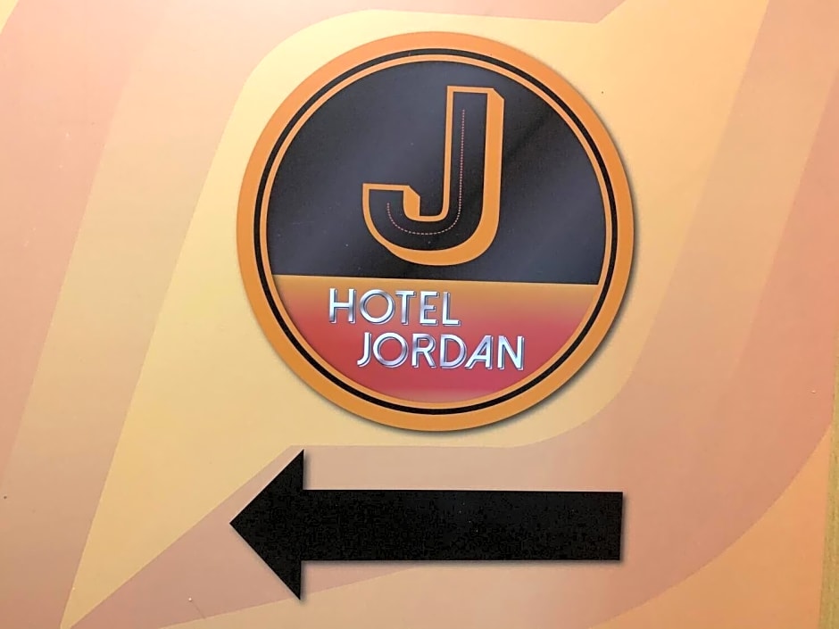 J Hotel