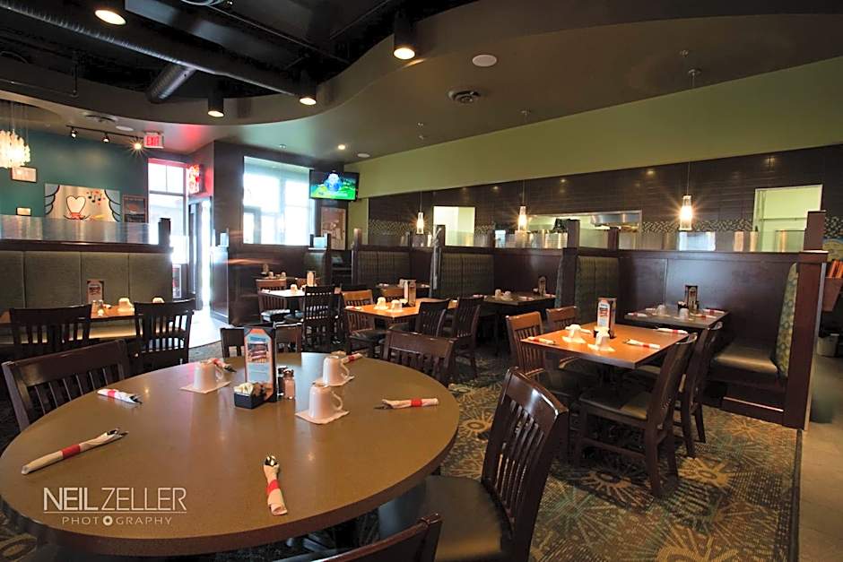 Days Inn & Suites by Wyndham Edmonton Airport