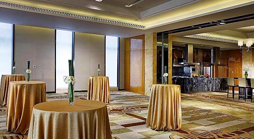 Sofitel Guangzhou Sunrich Hotel