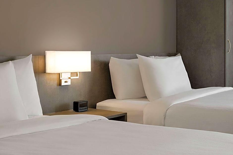 Microtel Inn & Suites by Wyndham Boisbriand