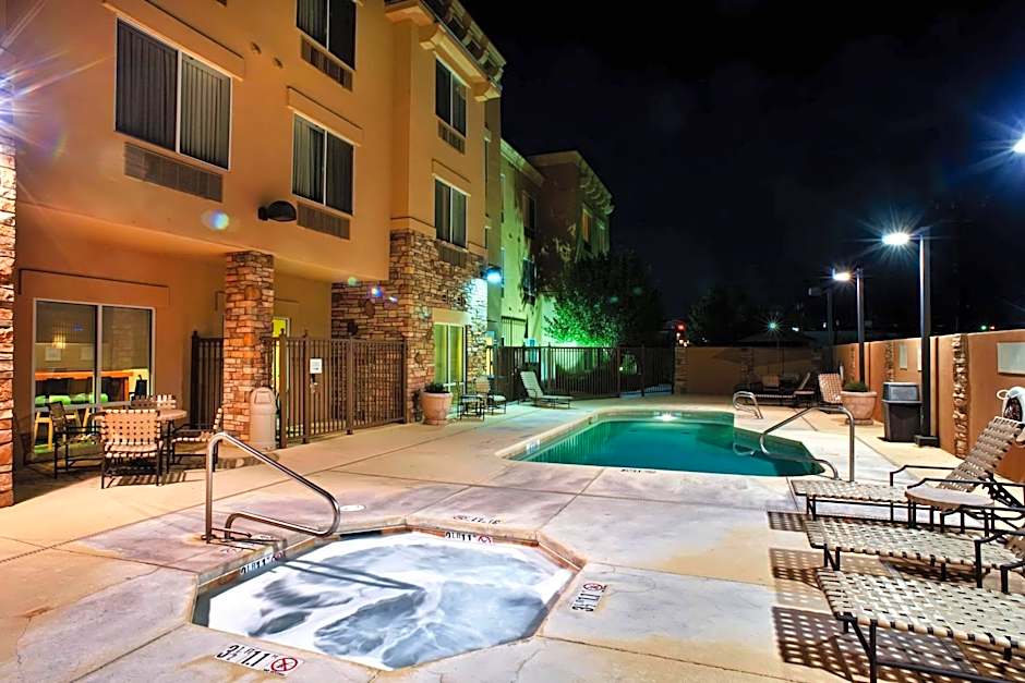 Fairfield Inn & Suites by Marriott Roswell