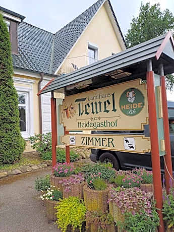 Landhaus Tewel Hotel mit Restaurant 14KM vom Heide-Park