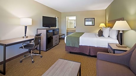 SUITE-1 KING BED,NSMK,SOFABED,KITETT,HISPEED,COFFMKR,IRON,FULL BREAKFAST