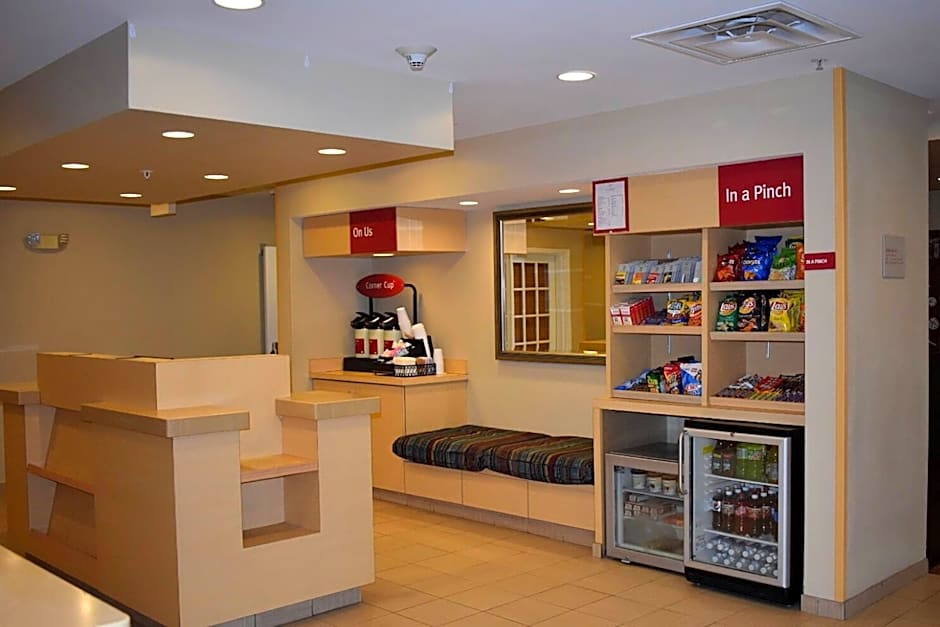 TownePlace Suites by Marriott Republic Airport Long Island/Farmingdale