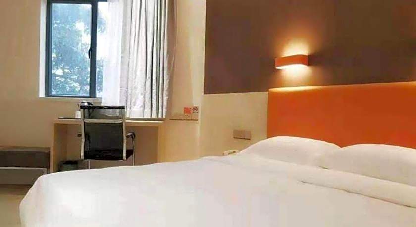 7Days Inn Xuzhou Normal University Yunlong Mountain