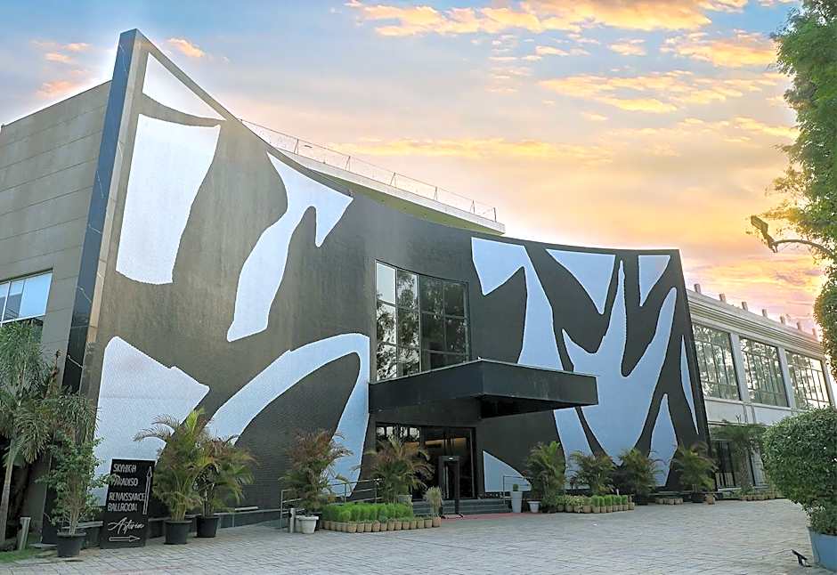 Park Boulevard Hotel