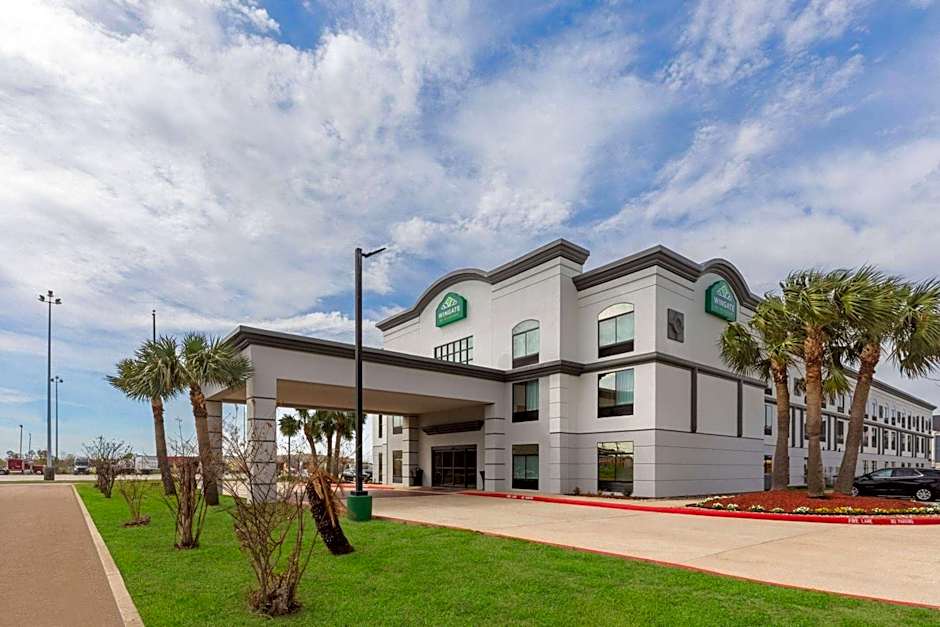 Wingate by Wyndham Sulphur Near Lake Charles