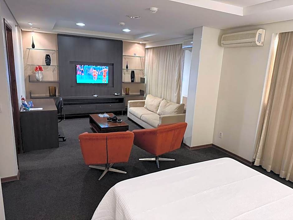 Astron Hotel Bauru by Nobile