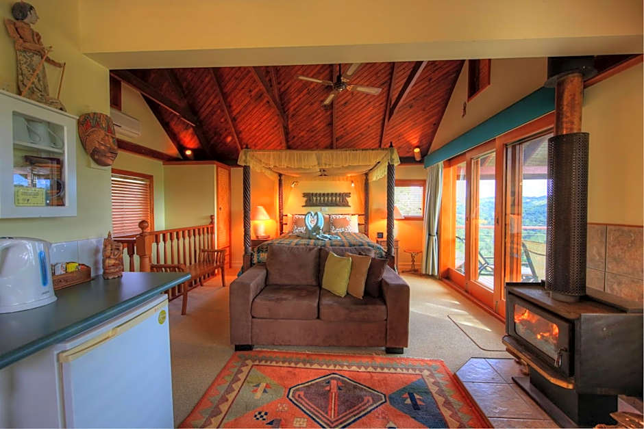 Maleny Tropical Retreat