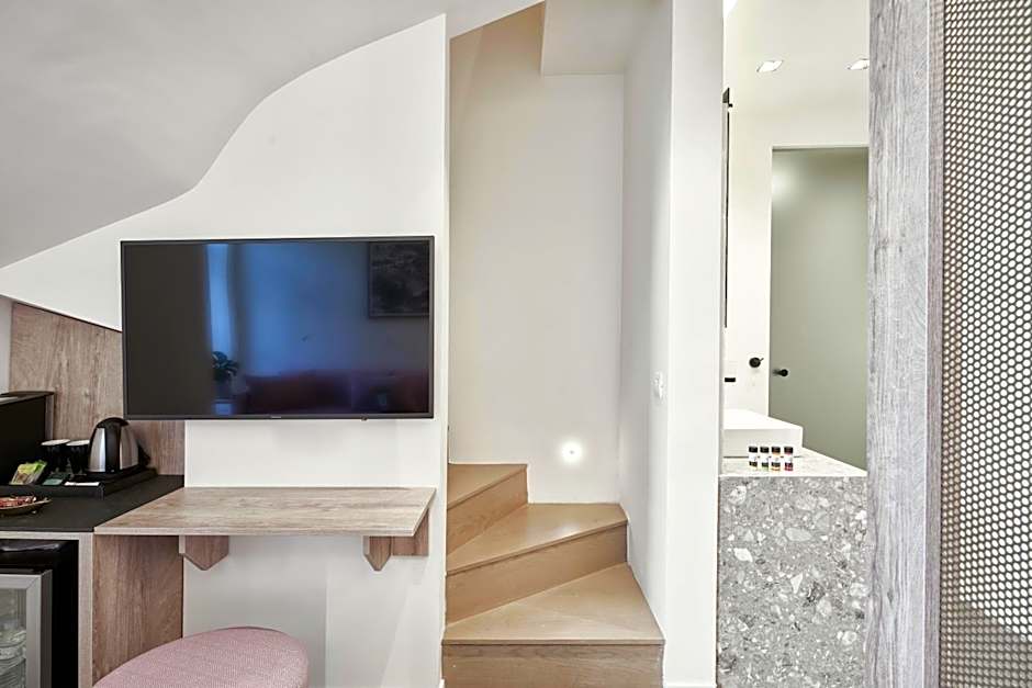 NLH MONASTIRAKI - Neighborhood Lifestyle Hotels