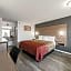 Econo Lodge Inn & Suites Bricktown