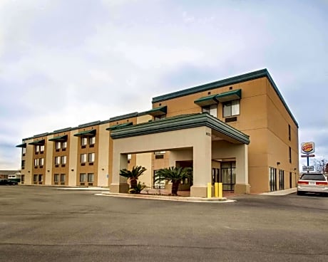 Quality Inn & Suites Hattiesburg