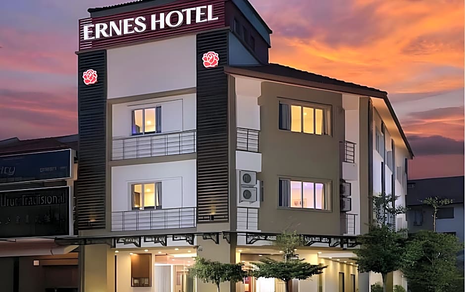 Ernes Hotel Bayu Mutiara