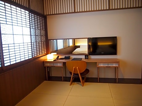Twin Room with Tatami Area - Non-Smoking
