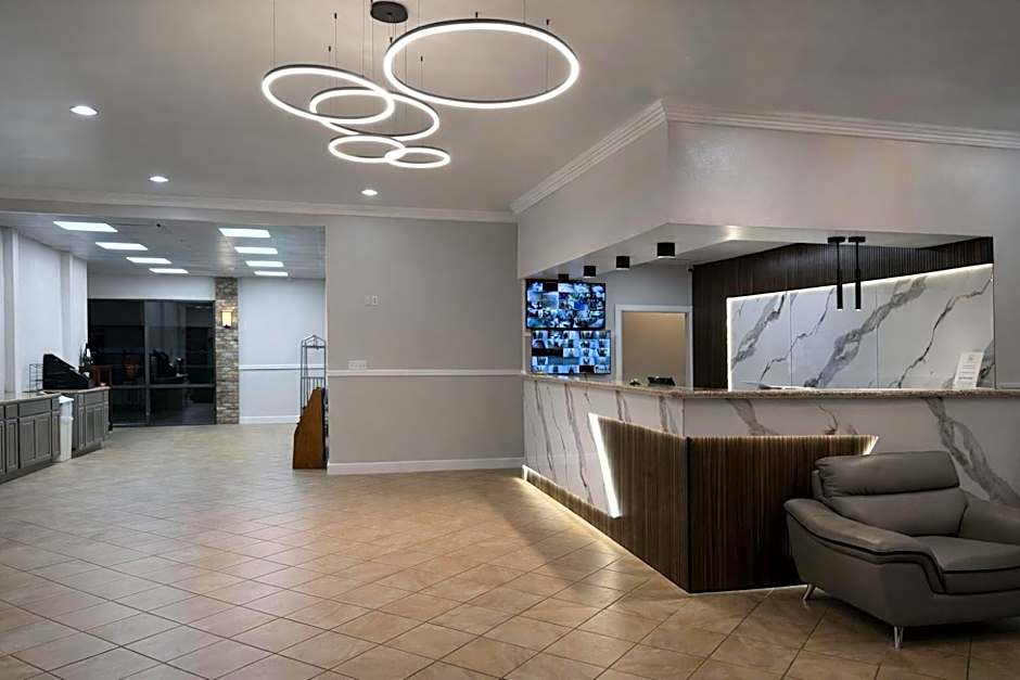 Express Inn & Suites