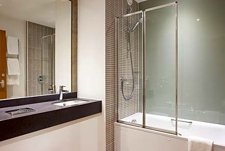 Standard Room with Double and Single Bed