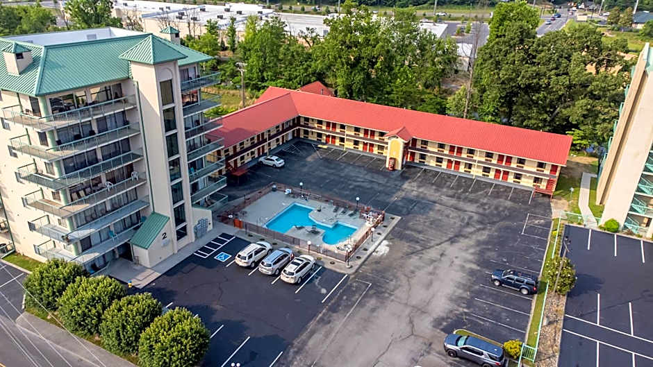 River Place Inn & Cabins