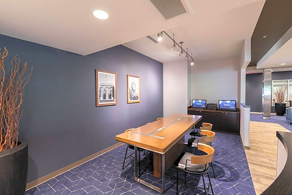 Courtyard by Marriott Cincinnati Midtown/Rookwood