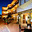 Danelis Studios & Apartments