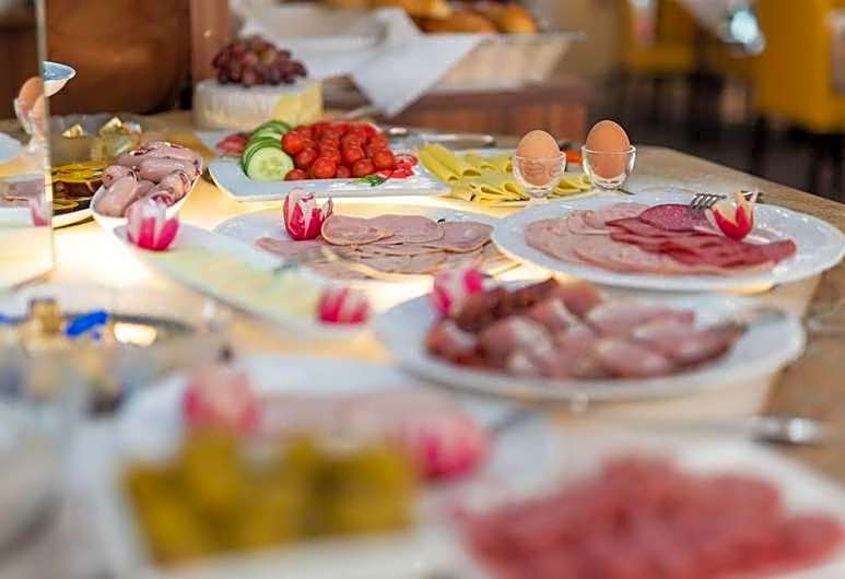 Central Boutique Hotel