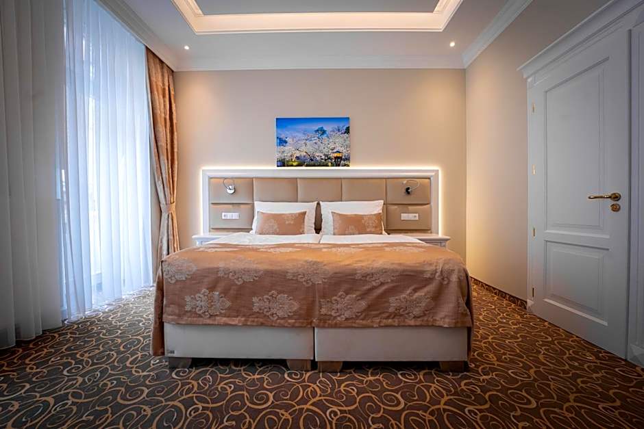 Golden Key Boutique Hotel
