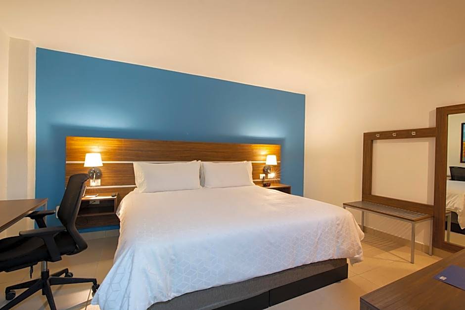 Holiday Inn Express Merida Centro By IHG