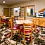 Holiday Inn Express Munising-Lakeview Hotel By IHG