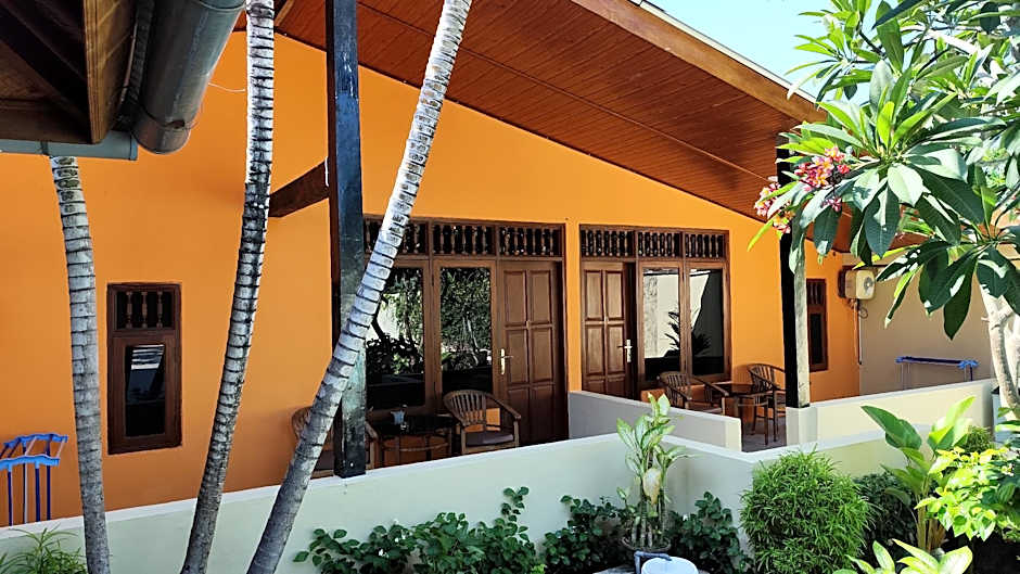 Keyani Bungalows