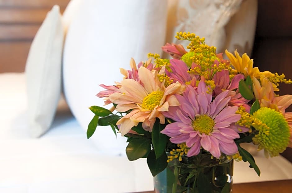 De la Trinidad Hotel