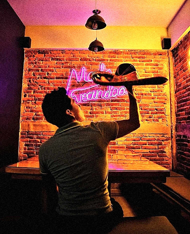 Mala Vecindad Beer Hotel